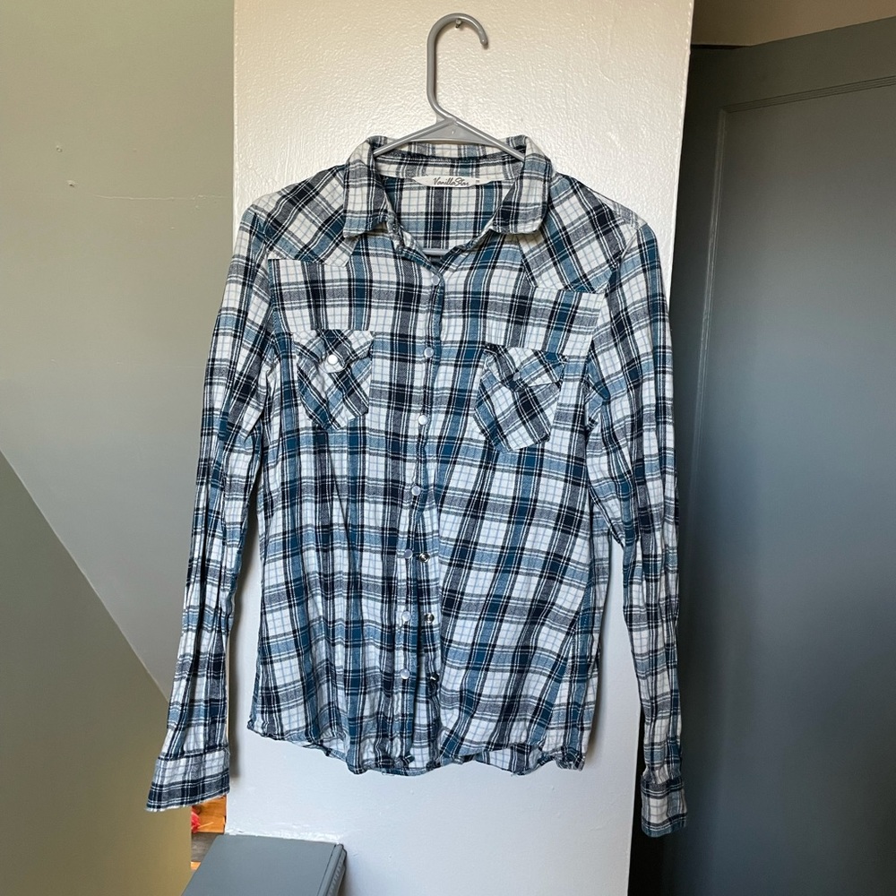 10 DOLLAR SALE ON EVERYTHING: Vanilla Sky Thicker Style Flannel Button Down.